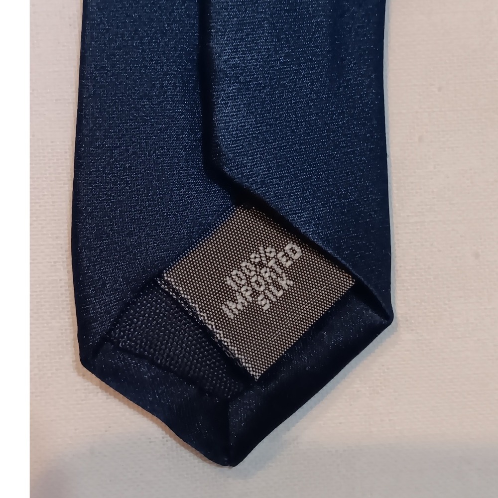 Gianfranco Ruffini Mens Navy Blue 100% Silk Solid Satin Necktie Made in USA - Picture 4 of 7